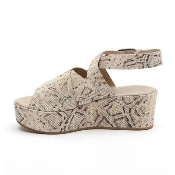 Matisse Runaway Platform Sandals (Snakeskin) - Picture 3 of 7